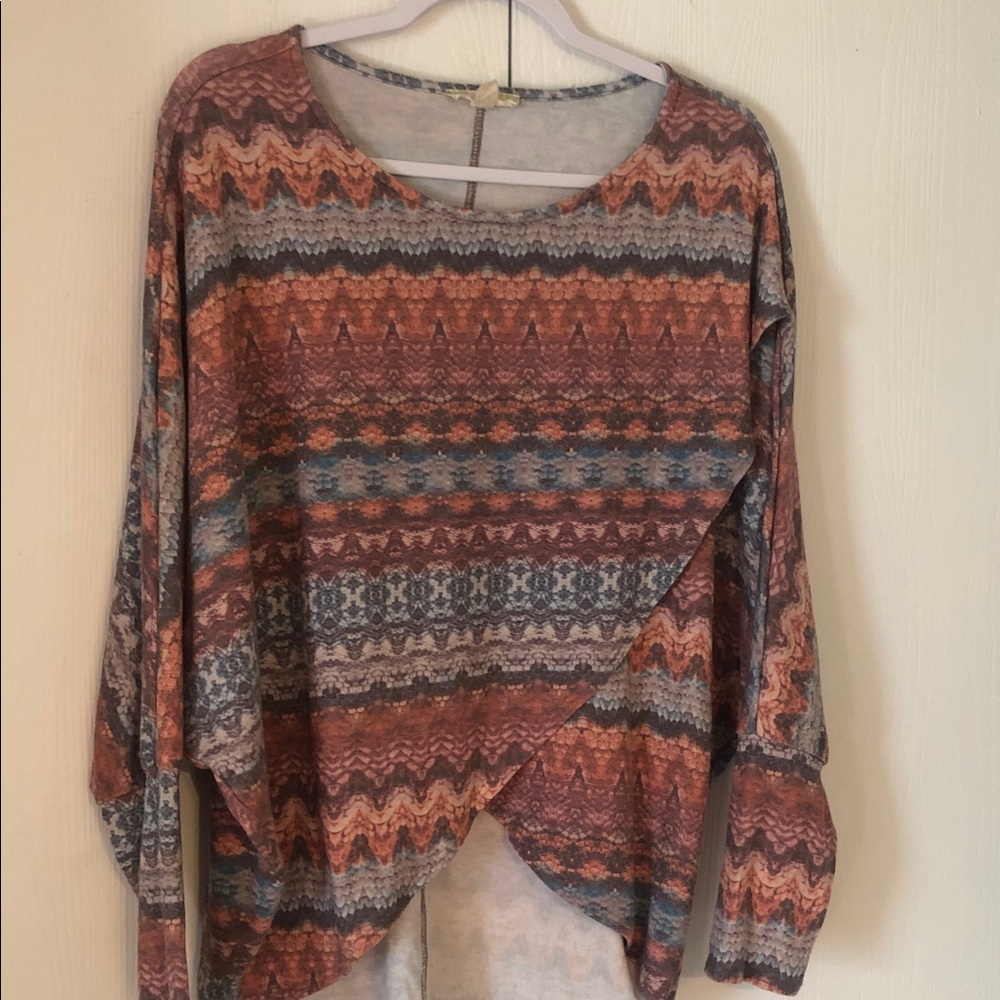 Woman’s spring Nurture by Lamaze Zigzag Patterned Blouse - Rust and Blue